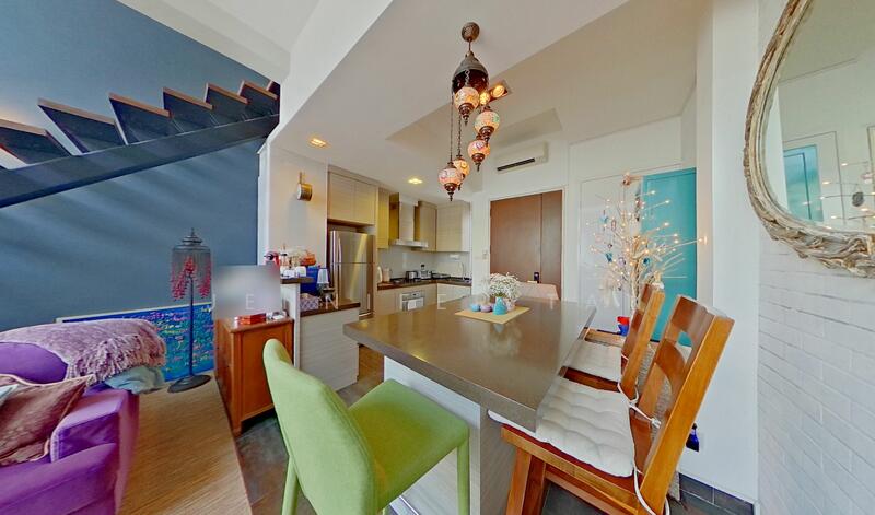 Lighthouse, 161 Jalan Loyang Besar, Changi Airport / Changi Village, 2 Bedrooms, 1,797 sqft, Condominium For Sale, by Jennifer Tan, 25616981 - Kitchen with an Island Dining setup - PropertyGuru.com.sg