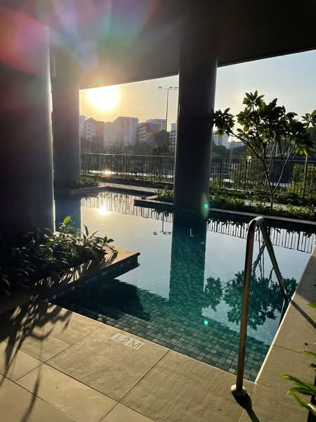 The Antares, 21 Mattar Road, 1 Bedroom, 452 sqft, Condominium For Rent, by Fendy Lee, 25617140 - Pool - PropertyGuru.com.sg