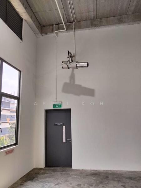 LINER, 1 Tuas Bay Close, 5,654 sqft, Factory / Workshop (B2) For Sale, by April Koh, 25617231 - Lobby - CommercialGuru.com.sg