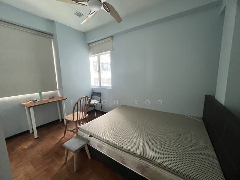 Monarchy Apartments, 51 Mandalay Road, 3 Bedrooms, 1,163 sqft, Apartment For Rent, by Elson Koo, 25617387 - Bedroom - PropertyGuru.com.sg