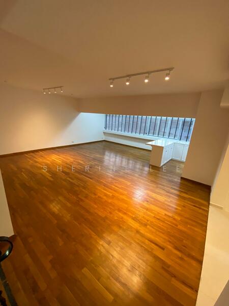 Living Room (view 1)