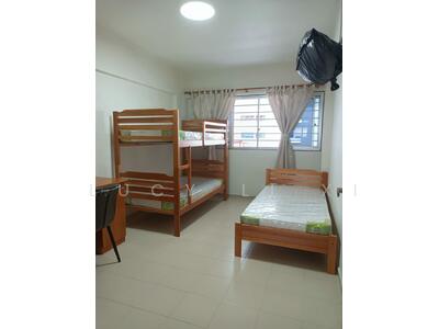 For Rent - 411 Jurong West Street 42