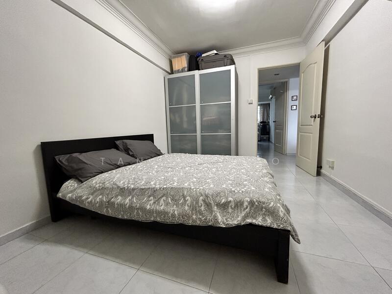 410 Commonwealth Avenue West, 410 Commonwealth Avenue West, Room Rental, 150 sqft, HDB Flat For Rent, by Tan Hui Neo Veronica, 25618072 - PropertyGuru.com.sg