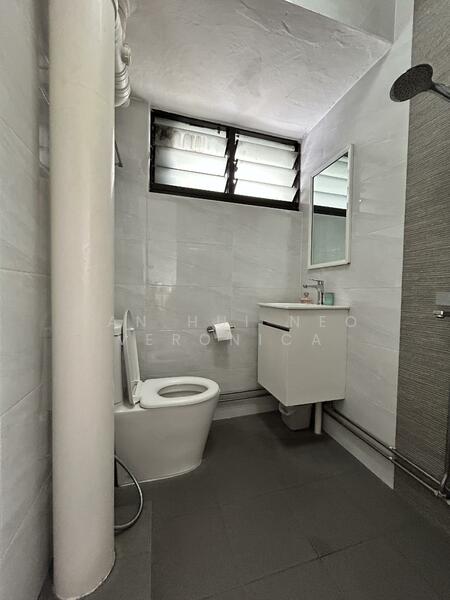 410 Commonwealth Avenue West, 410 Commonwealth Avenue West, Room Rental, 150 sqft, HDB Flat For Rent, by Tan Hui Neo Veronica, 25618072 - PropertyGuru.com.sg