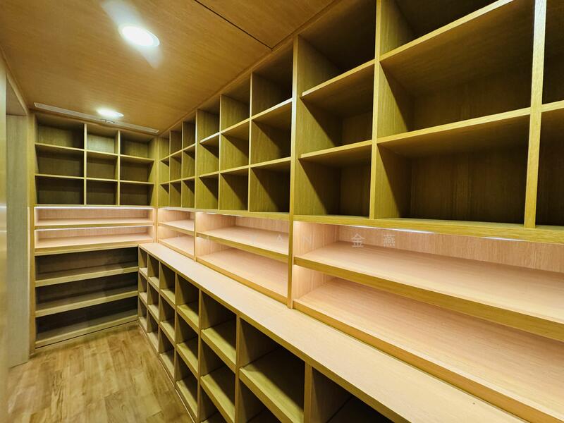 For Sale - Brand new/luxury bungalow, 4 levels with lift & pool, bright basement with build-in wine cellar