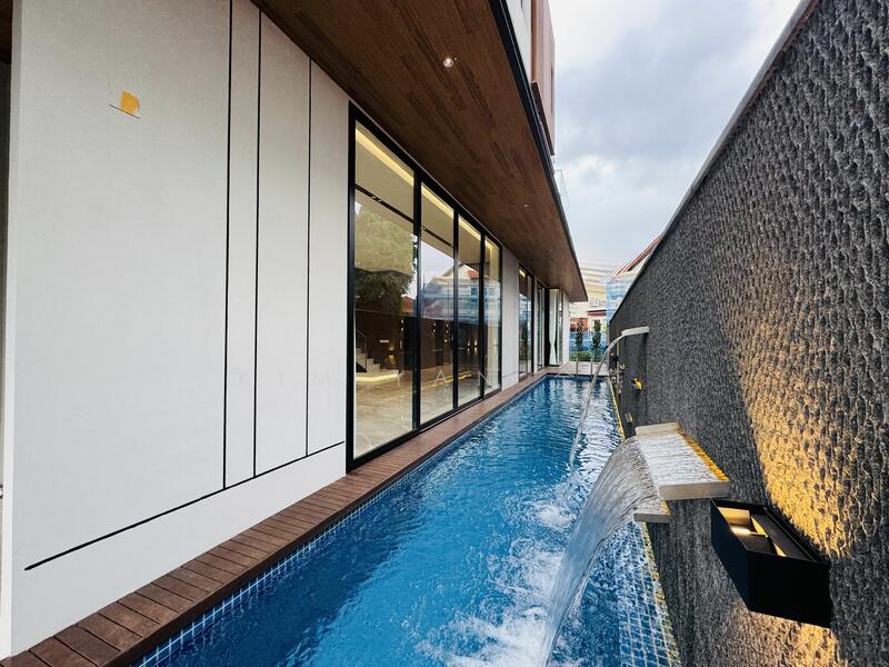 For Sale - Brand new/luxury bungalow, 4 levels with lift & pool, bright basement with build-in wine cellar