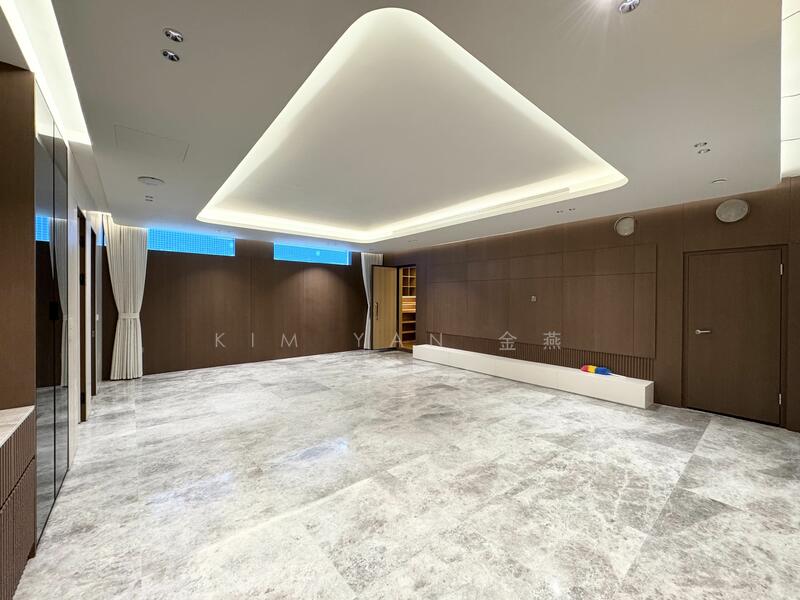 For Sale - Brand new/luxury bungalow, 4 levels with lift & pool, bright basement with build-in wine cellar