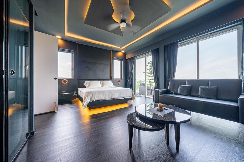 For Sale - Roots @ Transit