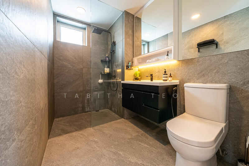 For Sale - Roots @ Transit