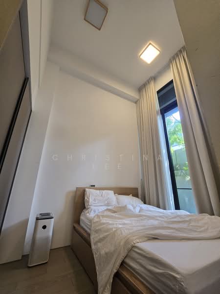 For Sale - The Enclave Holland