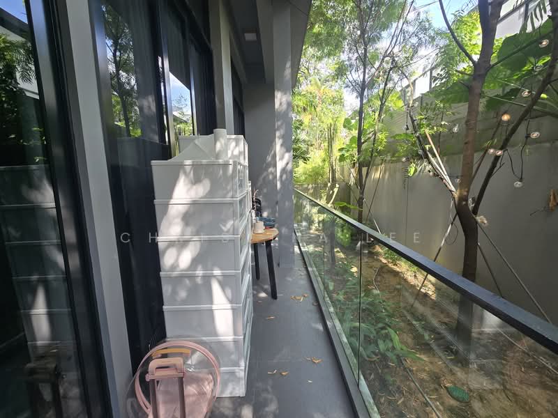 For Sale - The Enclave Holland