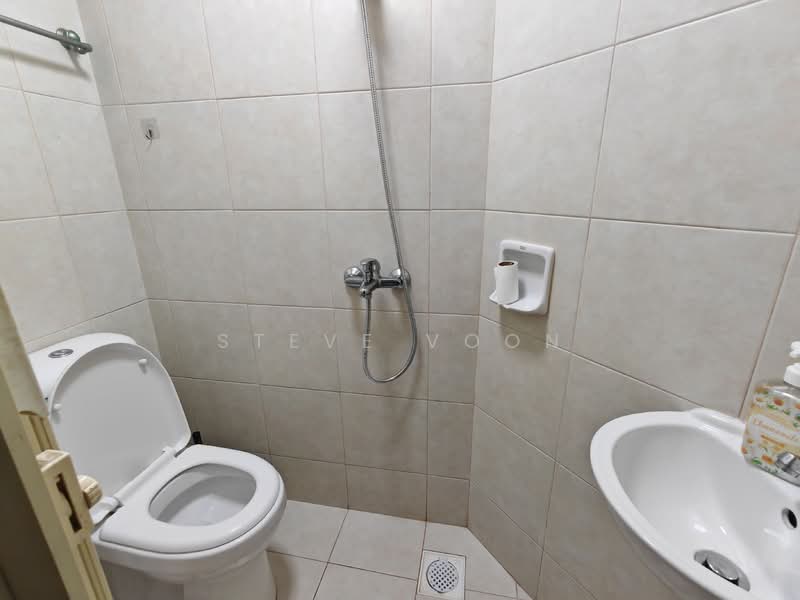 For Rent - The Lakeshore