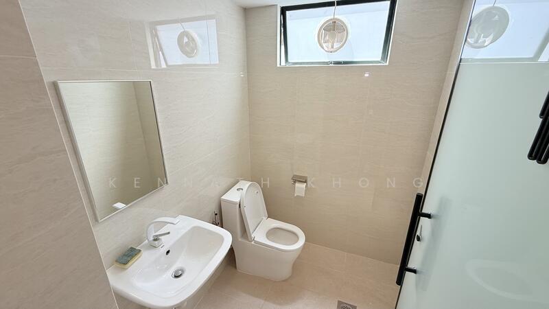 LHK2 Building, 76 Playfair Road, 100 sqft, Light Industrial (B1) For Rent, by Kennath Khong, 25619312 - CommercialGuru.com.sg