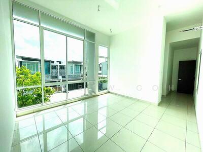 For Sale - ⭐️VALUE BUY SEMI D⭐️$5.XXM⭐️3.5 STY⭐️15XXPSF⭐️SE FACING⭐️物超所值的半独立式住宅⭐️