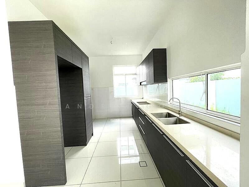 For Sale - ⭐️VALUE BUY SEMI D⭐️$5.XXM⭐️3.5 STY⭐️15XXPSF⭐️SE FACING⭐️物超所值的半独立式住宅⭐️