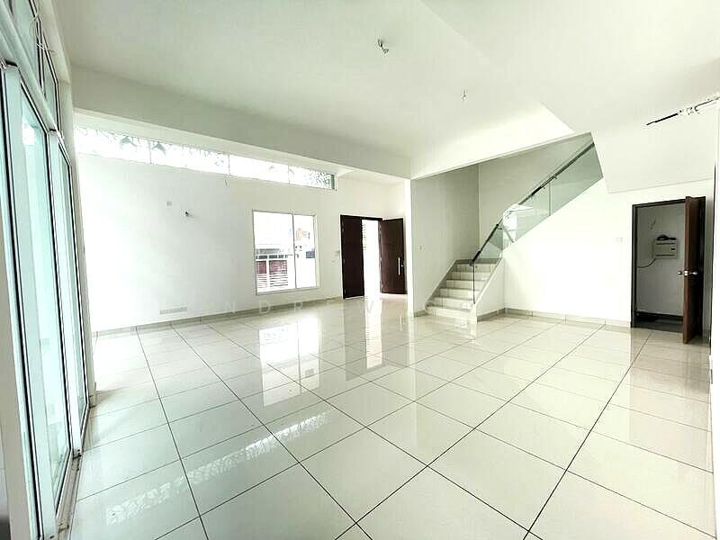 For Sale - ⭐️VALUE BUY SEMI D⭐️$5.XXM⭐️3.5 STY⭐️15XXPSF⭐️SE FACING⭐️物超所值的半独立式住宅⭐️