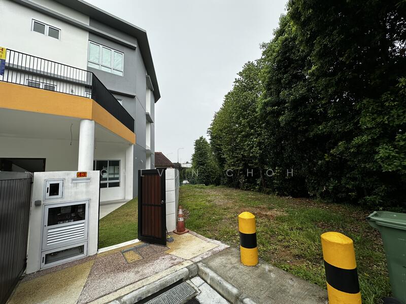 Exterior with space at the side of house