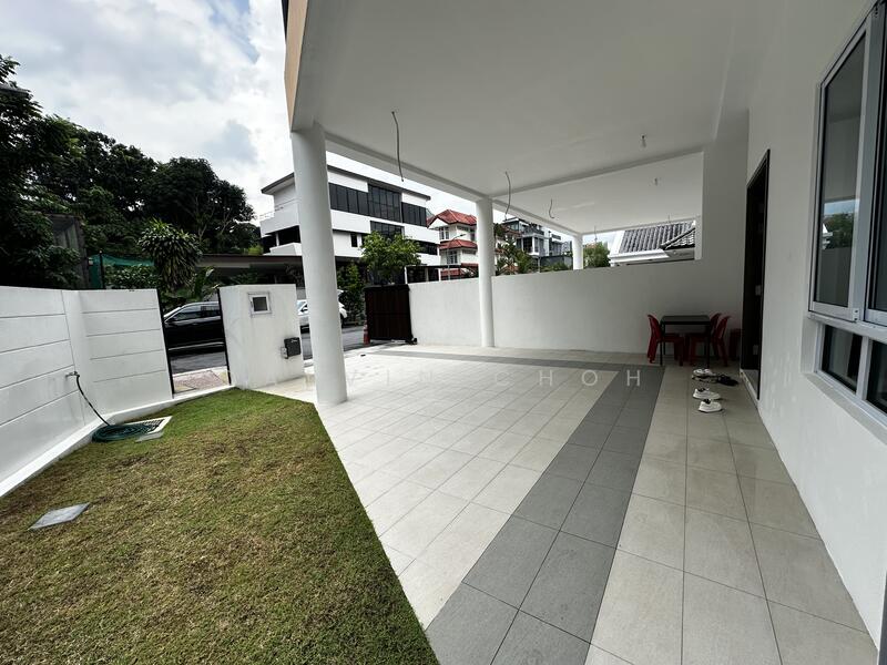 Car porch 