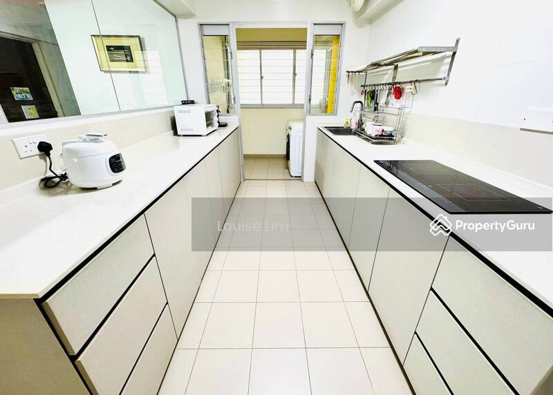 For Sale - 676C Yishun Ring Road