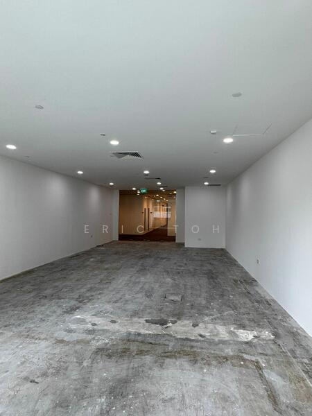 Suntec City Tower, 6 Temasek Boulevard, Boat Quay / Raffles Place / Marina, 3,928 sqft, Office For Sale, by Eric Toh, 25619889 - Corridor - CommercialGuru.com.sg