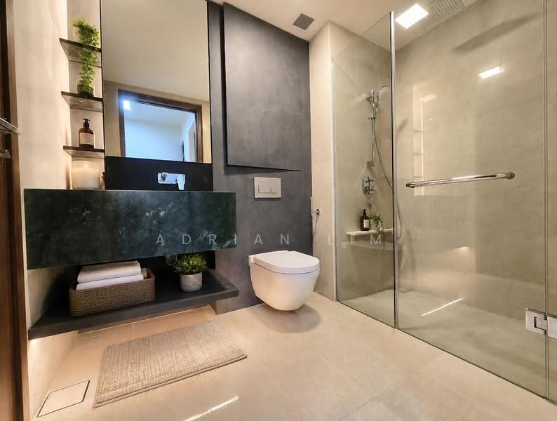 Dunearn 386, 386 Dunearn Road, Newton / Novena, 1 Bedroom, 452 sqft, Apartment For Sale, by Adrian Lim, 25620084 - Bathroom - PropertyGuru.com.sg