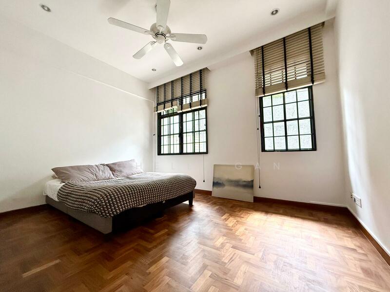 Lornie Gardens, 8 Lornie Walk, 5 Bedrooms, 3,239 sqft, Semi-Detached House For Rent, by Schelle Gan, 25620351 - Bedroom - PropertyGuru.com.sg
