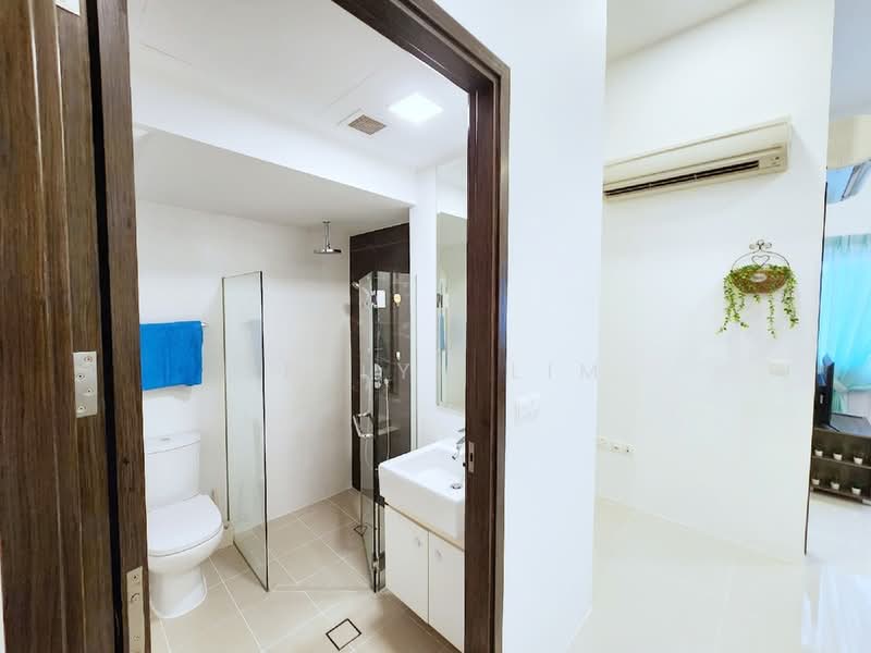 Siglap V, 2 First Street, 2 Bedrooms, 980 sqft, Condominium For Rent, by Jeslyn Lim, 25620352 - PropertyGuru.com.sg