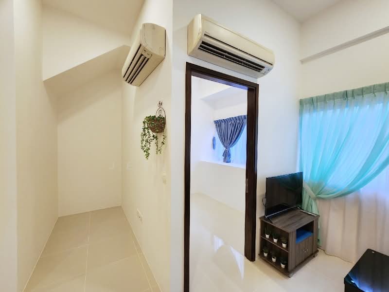 Siglap V, 2 First Street, 2 Bedrooms, 980 sqft, Condominium For Rent, by Jeslyn Lim, 25620352 - PropertyGuru.com.sg