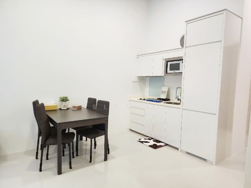 Siglap V, 2 First Street, 2 Bedrooms, 980 sqft, Condominium For Rent, by Jeslyn Lim, 25620352 - PropertyGuru.com.sg
