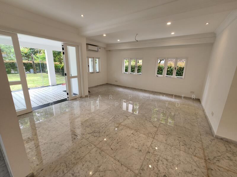 For Rent - ⭐Renovated Detached @ King Albert Park for Rent ⭐