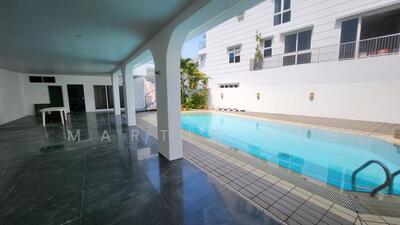 For Sale - SENNETTE AVENUE