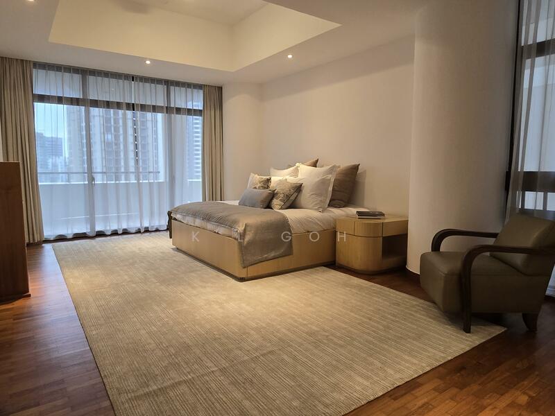 For Rent - The Colonnade
