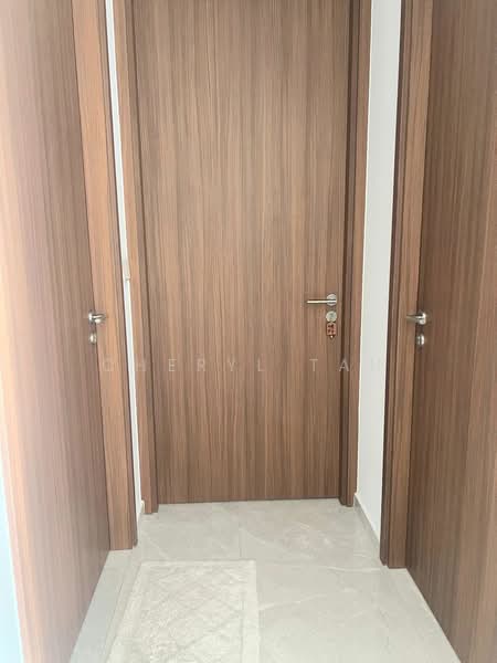 Stirling Residences, 23 Stirling Road, 2 Bedrooms, 635 sqft, Condominium For Rent, by Cheryl Tan, 25620767 - Entrance - PropertyGuru.com.sg