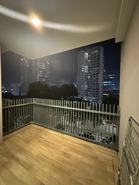 J Gateway, , 2 Bedrooms, 603 sqft, Condominium For Rent, by Alvin Yeo, 25620781 - Balcony - PropertyGuru.com.sg