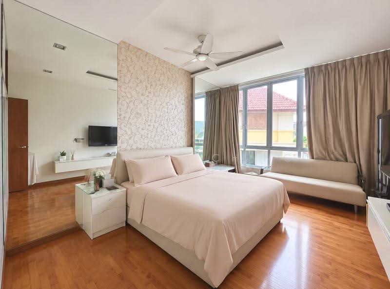 Corner Semi-D with Walking Distance to Sembawang Shopping Centre, Sembawang Spring, Sembawang Park, Sembawang Square, Sembawang / Yishun, 5 Bedrooms, 3,900 sqft, Semi-Detached House For Sale, by Sandra Ching 钟素玲, 25620975 - Bedroom - PropertyGuru.com.sg