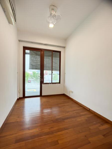 Upper East Coast road, Upper East Coast road, Bedok / Upper East Coast, 5 Bedrooms, 3,100 sqft, Semi-Detached House For Rent, by Charles Chow, 25621267 - PropertyGuru.com.sg