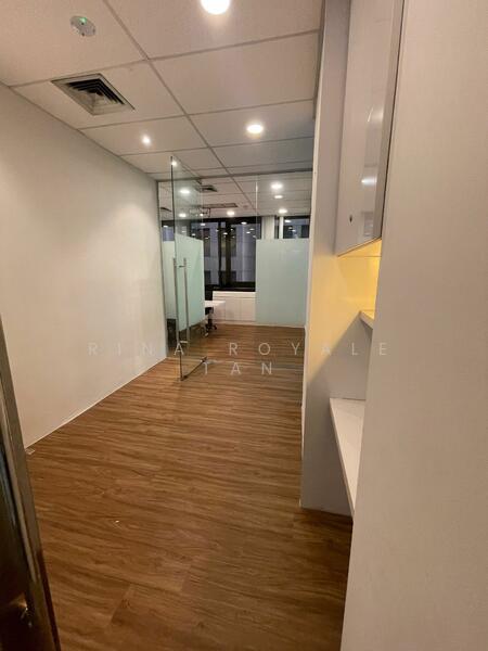 Far East Finance Building, 14 Robinson Road, 1,674 sqft, Office For Rent, by Rina Royale Tan, 25621426 - CommercialGuru.com.sg