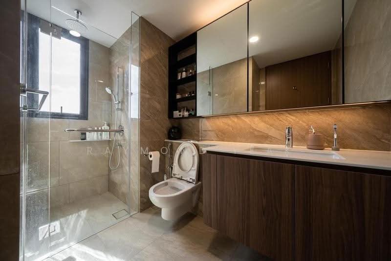 Whistler Grand, 109 West Coast Vale, Buona Vista / West Coast / Clementi New Town, Room Rental, 150 sqft, Condominium For Rent, by Raymond Yeak, 25621598 - Bathroom - PropertyGuru.com.sg