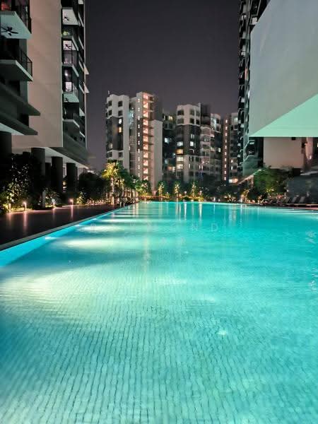 Whistler Grand, 109 West Coast Vale, Buona Vista / West Coast / Clementi New Town, Room Rental, 150 sqft, Condominium For Rent, by Raymond Yeak, 25621598 - Pool - PropertyGuru.com.sg