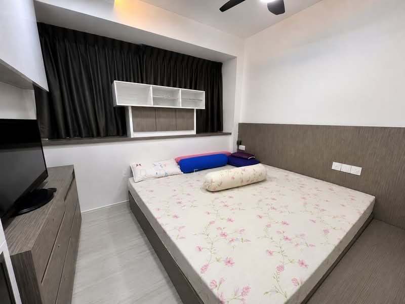 The Esparis, 7 Pasir Ris Drive 4, 3 Bedrooms, 1,292 sqft, Condominium For Sale, by Eddie Tan, 25621709 - Common Bedroom 2 - PropertyGuru.com.sg