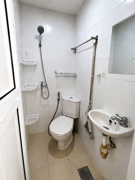 The Esparis, 7 Pasir Ris Drive 4, 3 Bedrooms, 1,292 sqft, Condominium For Sale, by Eddie Tan, 25621709 - WC - PropertyGuru.com.sg
