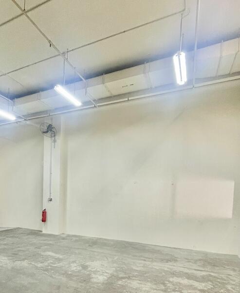 High Ceiling | Single Floorplate @ Kaki Bukit, Kaki Bukit, Eunos / Geylang / Paya Lebar, 2,142 sqft, Light Industrial (B1) For Rent, by Cynthia Yew, 25621811 - CommercialGuru.com.sg