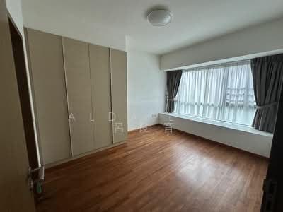 For Sale - Waterfront Waves