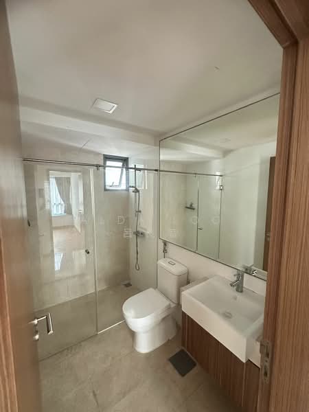 Waterfront Waves, 766 Bedok Reservoir Road, 2 Bedrooms, 969 sqft, Condominium For Sale, by Alda Loo 呂良音, 25622444 - PropertyGuru.com.sg