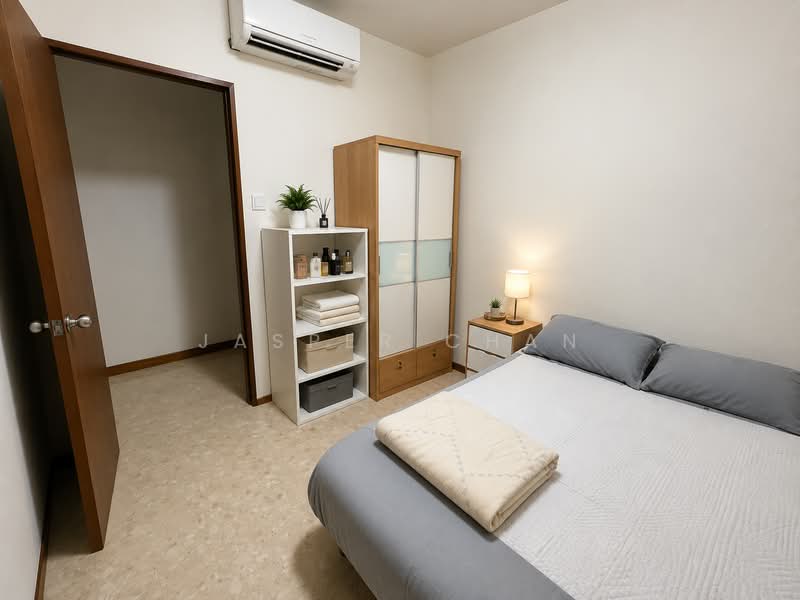 Pinevale, 4 Tampines Street 73, Room Rental, 150 sqft, Condominium For Rent, by Jasper Chan, 25622578 - Bedroom - PropertyGuru.com.sg