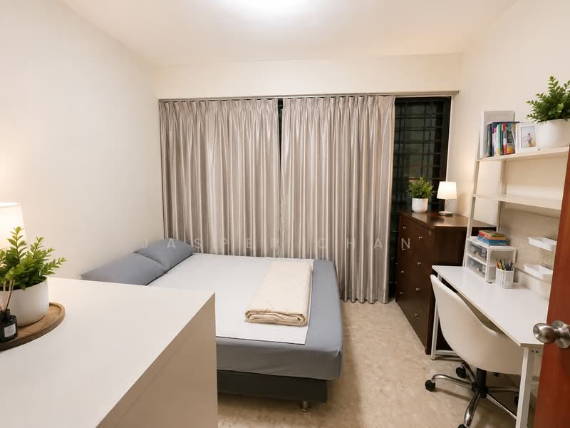 Pinevale, 4 Tampines Street 73, Room Rental, 150 sqft, Condominium For Rent, by Jasper Chan, 25622578 - Bedroom - PropertyGuru.com.sg