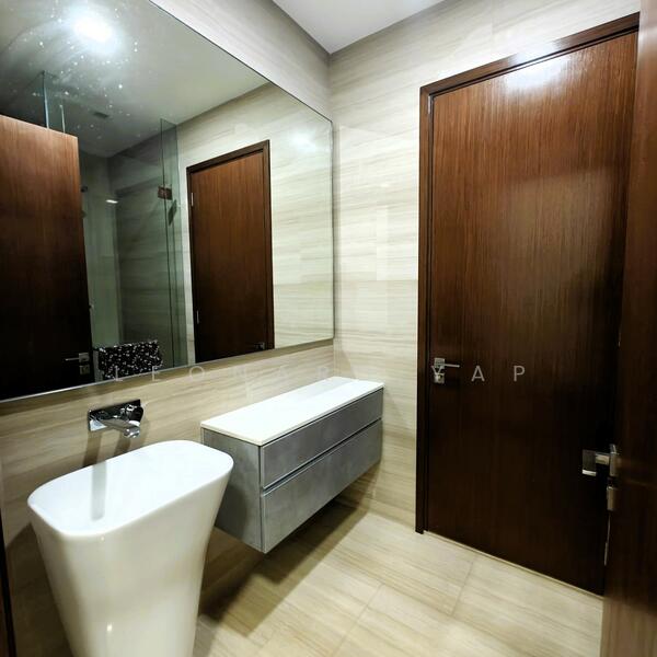 Bijou, 2 Jalan Mat Jambol, 2 Bedrooms, 600 sqft, Condominium For Rent, by Leonard Yap, 25622606 - Bathroom - PropertyGuru.com.sg
