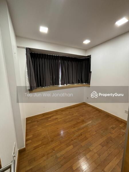 For Rent - Le Crescendo