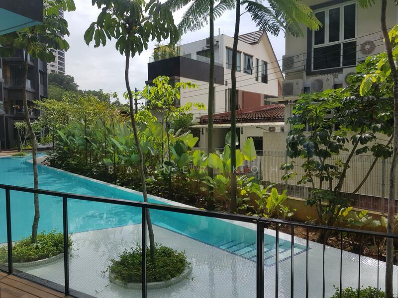 Direct access to pool