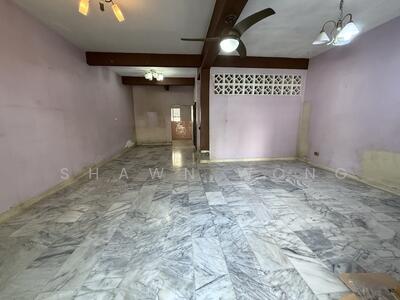 For Sale - Everitt Road North